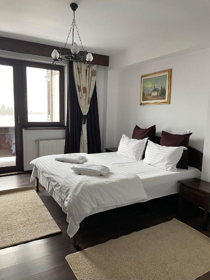 Casa Luce - Camere De Inchiriat Buşteni Eksteriør billede
